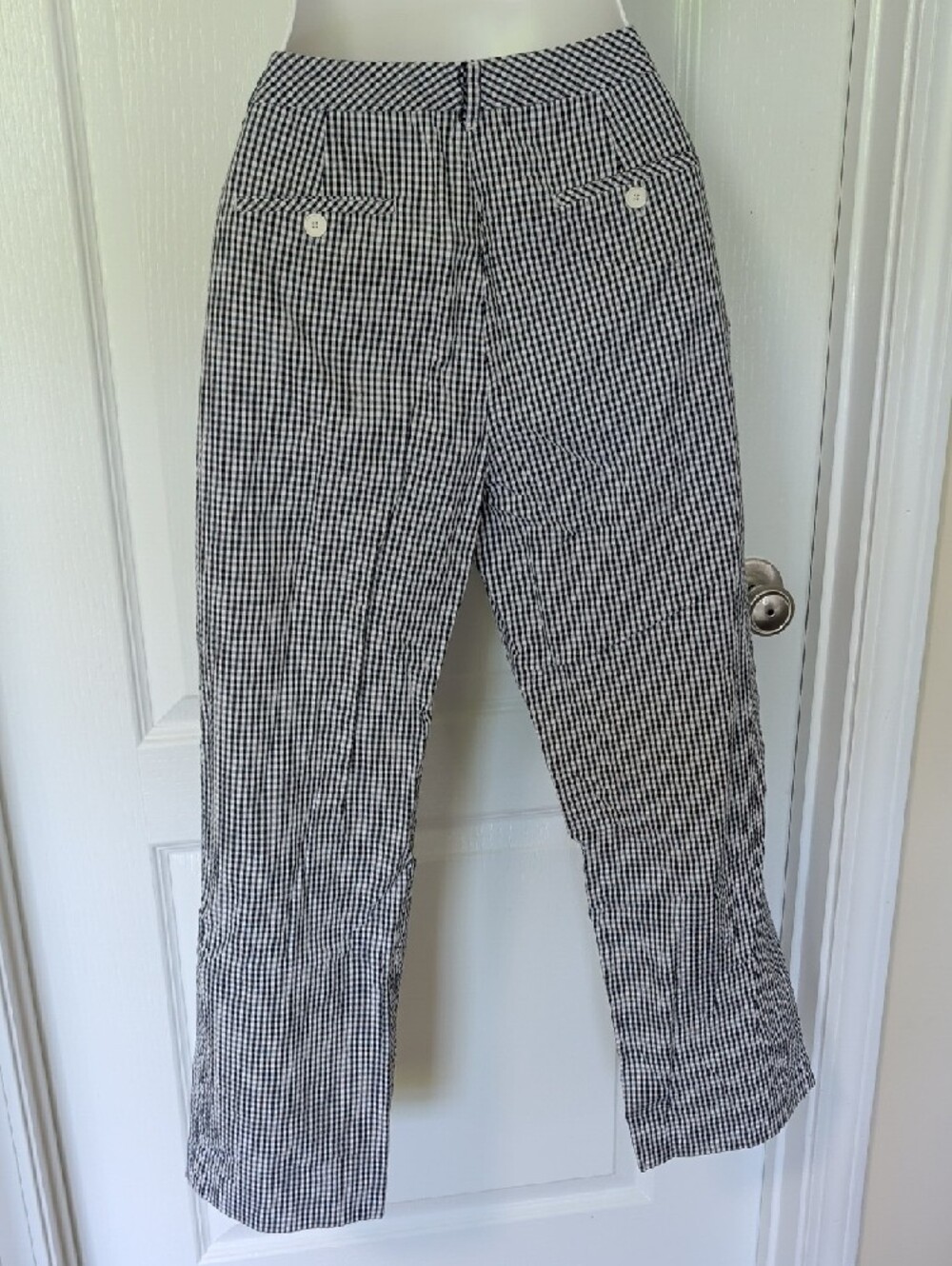 Ann Taylor Black and White Gingham Capris - Picture 4 of 10